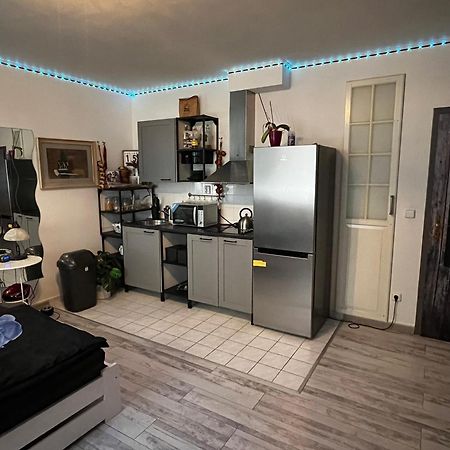 Monfas Apartment Provence In Πράγα Εξωτερικό φωτογραφία